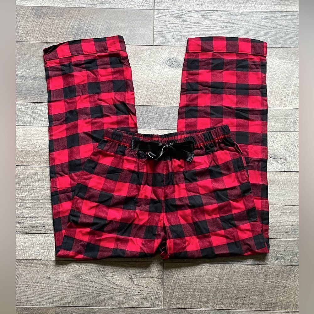 NWOT! Natural Reflections, Ladies, Red & Black Plaid, Flannel, Sleep Pants. Med.